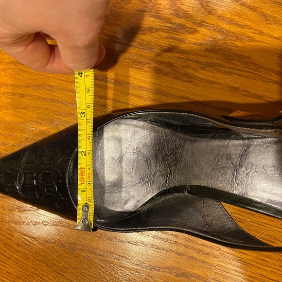 Nine West vintage genuine leather pointy strappy heels with embossed patterns - Picture 8 of 8